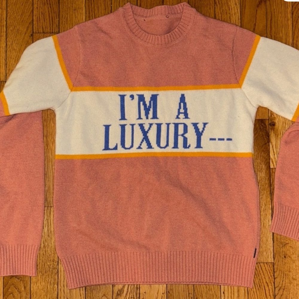 GYLES & GEORGE sz S Luxury Statement Sweater - Pink and White